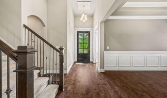 702 SE Eaton St, Bentonville, AR 72712