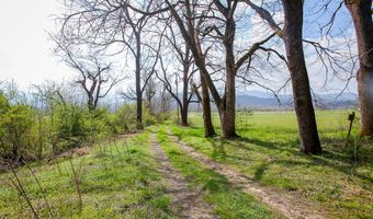 6387 Airport Rd, Andrews, NC 28901