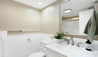 4 Marsh Harbor Dr A, Beaufort, SC 29907