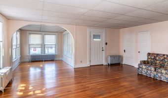 58 Shore Dr, Branford, CT 06405