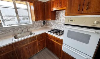 392 Washington Ave 1A, Bergenfield, NJ 07621