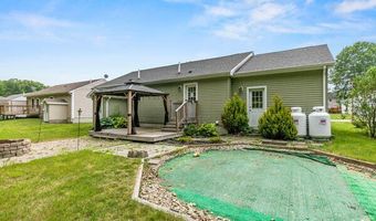 14 Fox Hollow Dr, Auburn, ME 04210