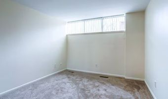 1525 Apt # 404 Amherst Manor Dr, Amherst, NY 14221