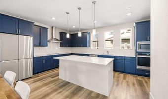 2825 Crusader St, Alameda, CA 94501