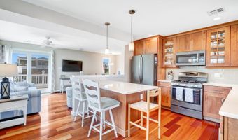14 E 16th St, Barnegat Light, NJ 08006