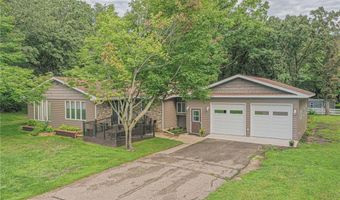 1277 Northside Dr NE, Alexandria, MN 56308