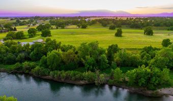 Deschutes Road, Anderson, CA 96007