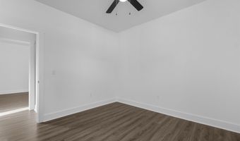 210 N Morgan Ave, Andrews, SC 29510