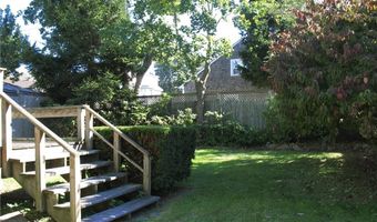 15 WEBSTER St 2, Newport, RI 02840