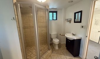 6 Riverview Dr, Athens, OH 45701
