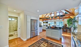 96 Longfellow Cir, Albrightsville, PA 18210