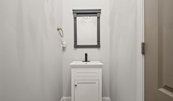 833 LILLIAN Ln, Anniston, AL 36207