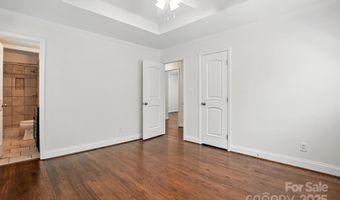 2528 Arnold Dr, Charlotte, NC 28205