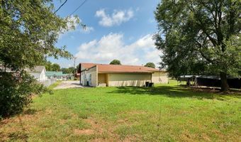 546 E Savannah St, Calhoun Falls, SC 29628