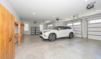 107 Meeting House Ln, Advance, NC 27006