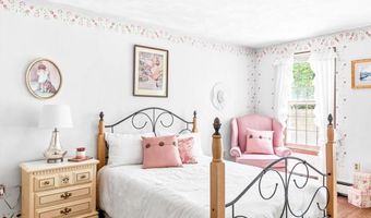 165 Stone Dam Rd, Glocester, RI 02857
