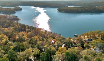 257 Riverlake Rd, Fair Play, SC 29643