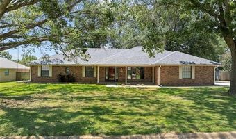 2208 Hickory Dr, Ardmore, OK 73401