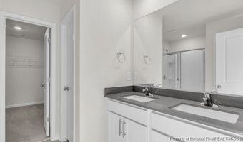 1052 Misty Creek Dr, Aberdeen, NC 28315