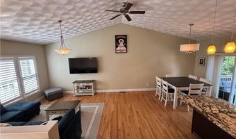 86 Inkberry Trl, Narragansett, RI 02882