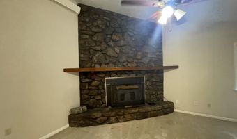 1710 Hidden Valley Dr, Benton, AR 72019