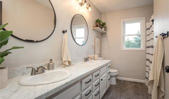 1921 Sherman Dr NW, Alexandria, MN 56308