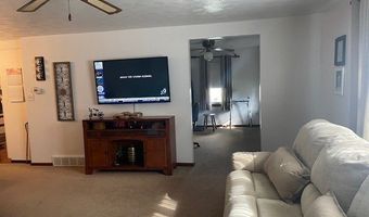 32 WALNUT St, Albion, PA 16401