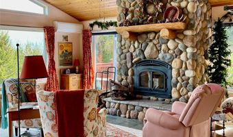 13818 Crystal Creek Ln, Bigfork, MT 59911