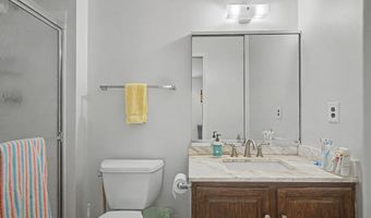 130 WOODEN CARRIAGE Dr, Hockessin, DE 19707