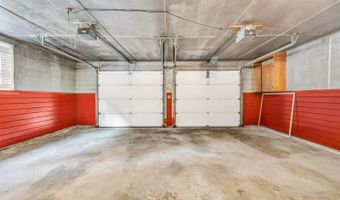 123 Mount Hope Ave, Bangor, ME 04401