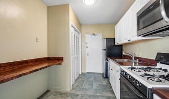 4141 N HENDERSON Rd #904, Arlington, VA 22203