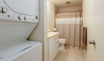 239 Mananai Pl 54F, Honolulu, HI 96818
