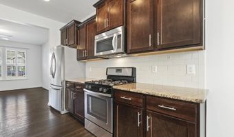 957 Ambergate Sta, Apex, NC 27502