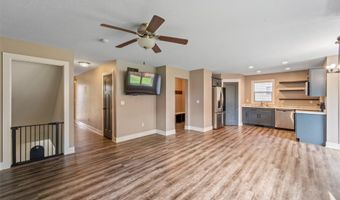 611 Court St, Adel, IA 50003