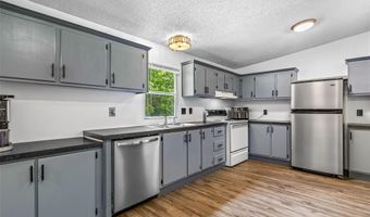 4615 Skyview Dr, Arnold, MO 63010