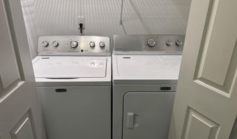 65 Smith St, Augusta, ME 04330