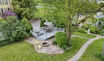 819 Center St, Ashland, OH 44805