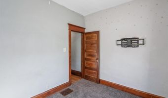 1701 Main St, Adel, IA 50003