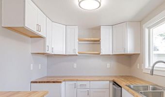 1116 Lovejoy St, Idaho Falls, ID 83401