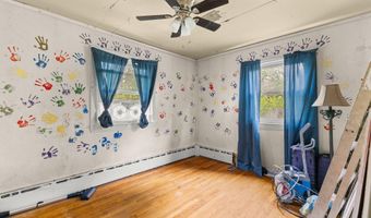30 Trowbridge Rd, Bourne, MA 02532