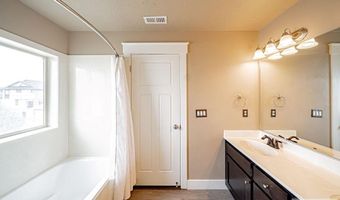 3060 S Chartwell Gdns, Ammon, ID 83406