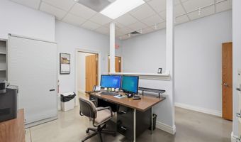 218 S Main St, Almont, MI 48003