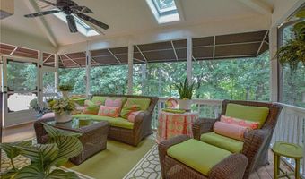 162 N Hiddenbrooke Dr, Advance, NC 27006