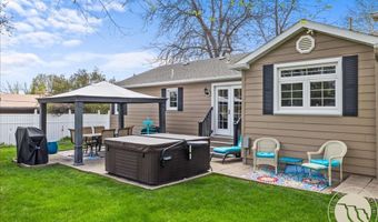 2911 E MacDonald Dr, Billings, MT 59102