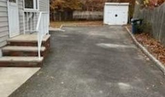 19 Clark Pl, Avenel, NJ 07001