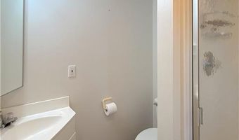 210 Knollwood St W, Annandale, MN 55302