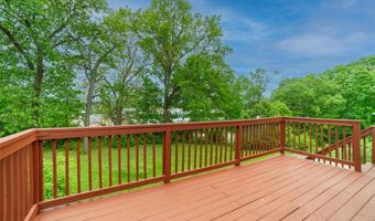 1226 Wissmann Dr, Ballwin, MO 63011