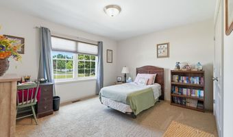 103 MacTavish Ct, Angola, IN 46703