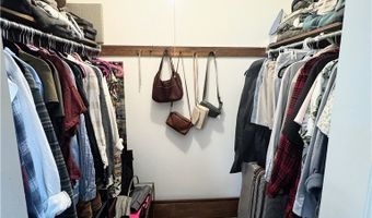 1899 Woodgate St, Austintown, OH 44515