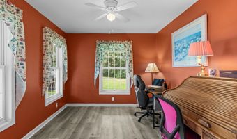 234 TALL TREE Ct, Dover, DE 19904